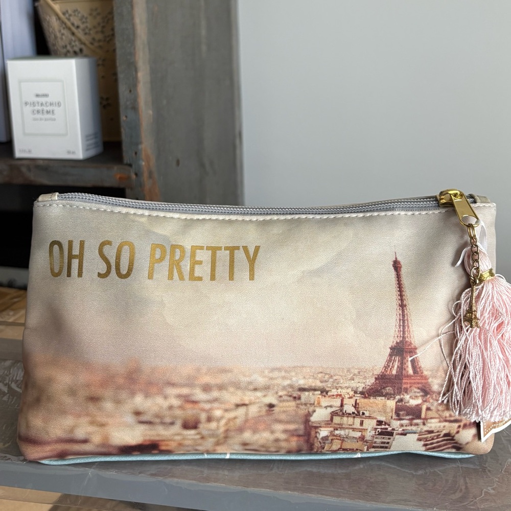 Paris Cosmetic Travel Bag with Tassel Eiffel Tower Charm Keychain